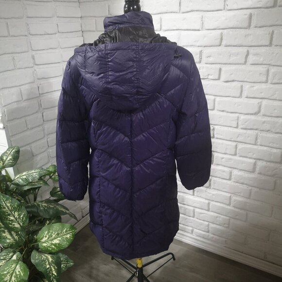 London Fog Girls Size Large Removable Hood Purple Puffy Lightweight Coat - Picture 2 of 16
